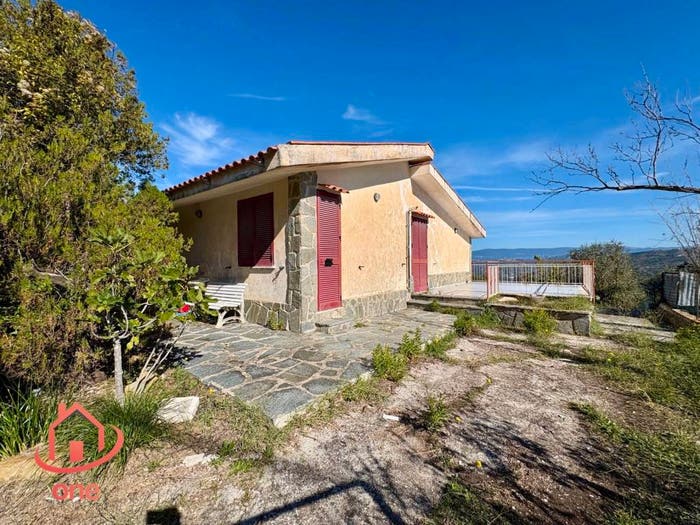 Casa quadrilocale in vendita in Contrada Noce Alta, Noce, Perdifumo
