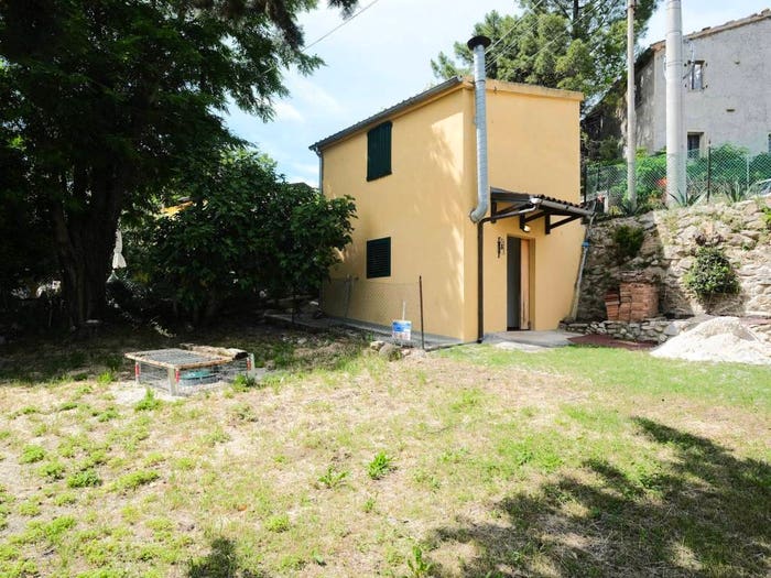Casa con 6 locali in vendita in Via Farneto, Tribio, Gemmano
