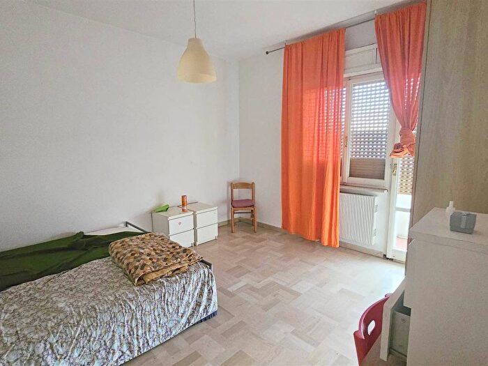 Appartamento con 6 locali in vendita in Borgo Rodi, Ancona