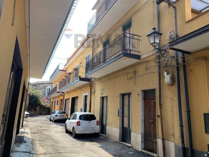 Casa con 6 locali in vendita in Via Giordano Bruno, Paternò