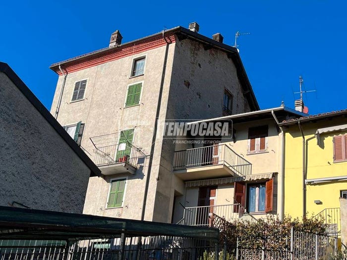 Casa con 6 locali in vendita in Strada goito, Centro, Trisobbio