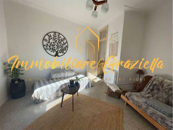 Appartamento bilocale in vendita in Buggio, Pigna