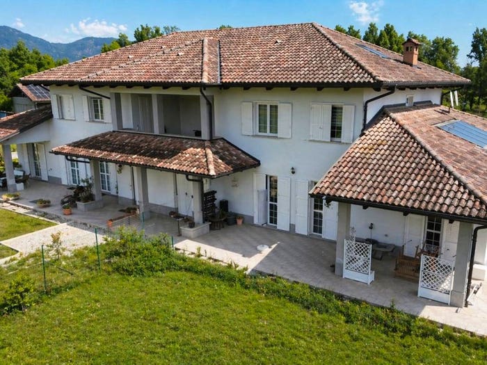 Casa con 6 locali in vendita in Via Provinciale, Madonna Della Neve, Cumiana
