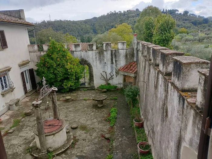 Casa con 6 locali in vendita in Via Di Novoli, Lastra a Signa