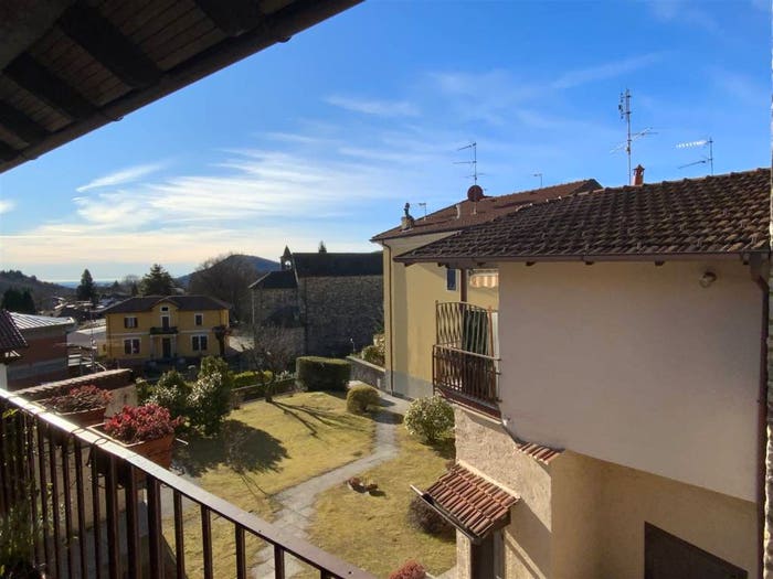 Appartamento bilocale in vendita in Via Enzo Ferrari, Centro, Gignese