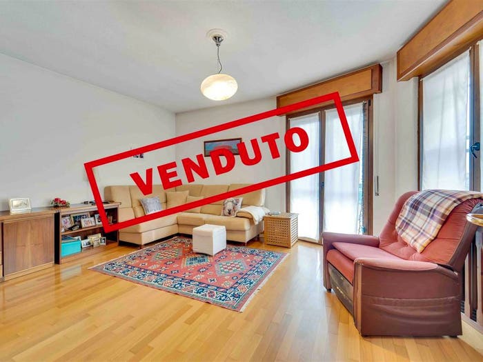 Casa quadrilocale in vendita in Via scogli, Centro, Gordona