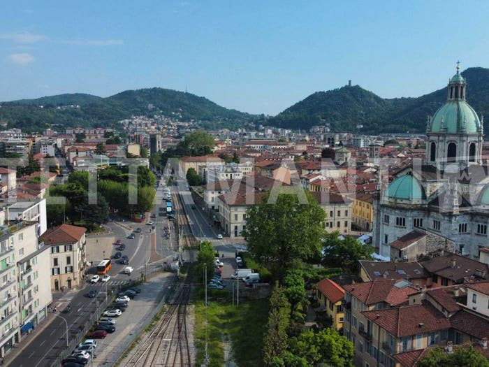 Appartamento bilocale in vendita in Via Alessandro Manzoni, Sant'Agostino, Como