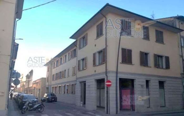 Appartamento quadrilocale in vendita in Via Gioacchino Rossini Pontedera PI Italia, Centro, Pontedera