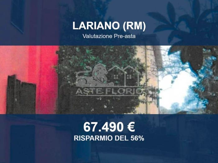 Appartamento con 6 locali in vendita in Piazzale Martiri della Libertà, Centro, Lariano