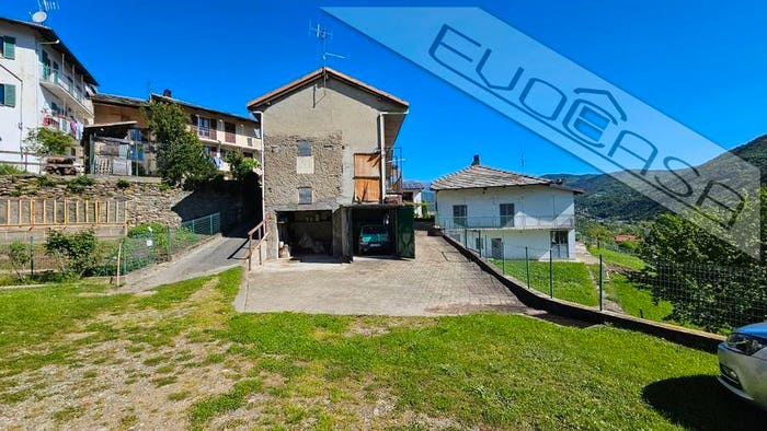Casa con 6 locali in vendita in Via Ronchi, San Germano Chisone