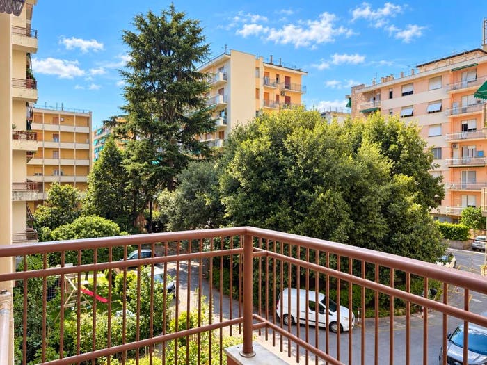 Appartamento trilocale in vendita in Via Giovanni Opisso, Pegli, Genova