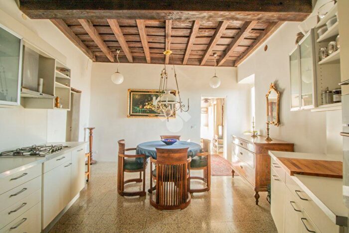 Appartamento quadrilocale in vendita in Vicolo dei Serpenti, Casperia