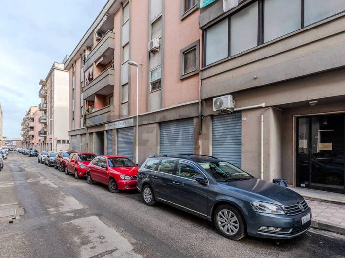Appartamento trilocale in vendita in Via Col Del Rosso, San Michele, Cagliari