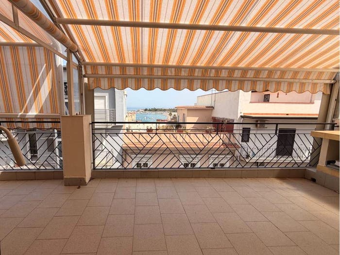 Appartamento quadrilocale in vendita in Via Vittorio Emanuele, Centro, GiardiniNaxos