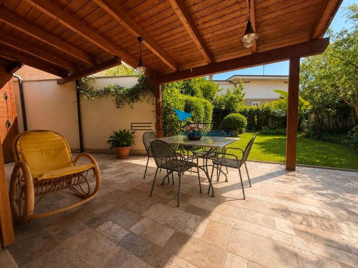 Casa con 6 locali in vendita in Via Grotta Del Cavallone, Stazione Centrale Corso Vittorio, Pescara