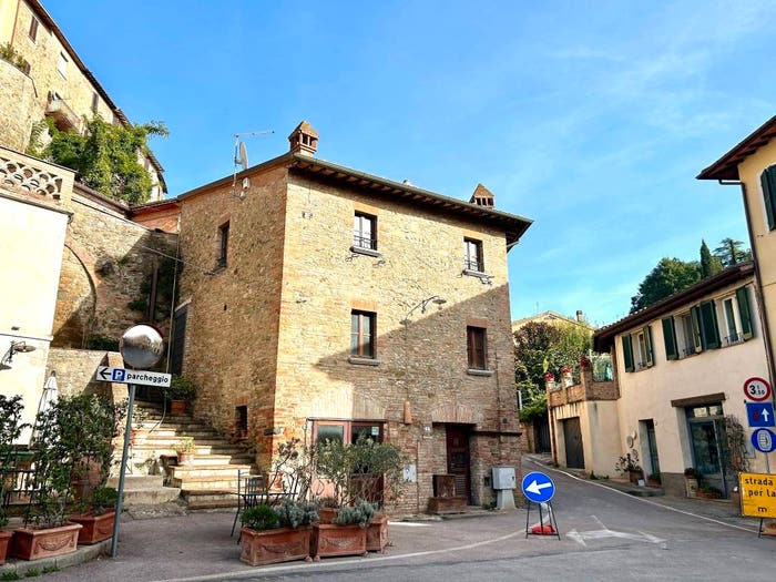 Casa con 5 locali in vendita in Via Tevere, Centro, Deruta