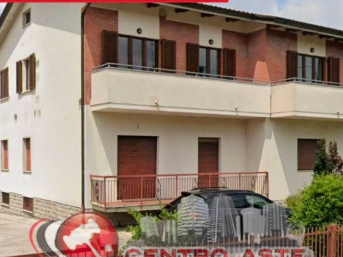 Appartamento con 6 locali in vendita in Via Roma Città di Castello PG Italia, Centro, Città di Castello