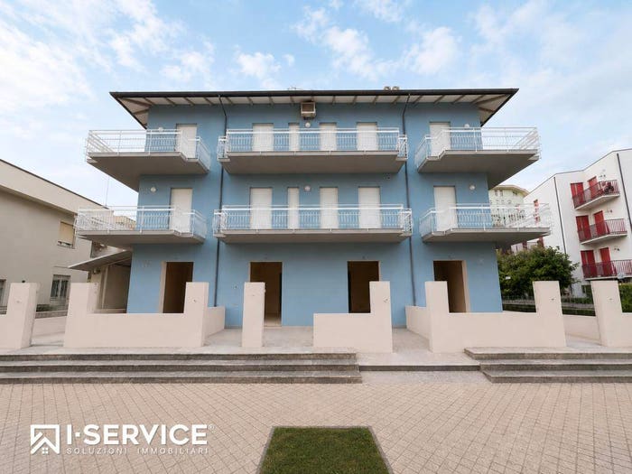 Appartamento bilocale in vendita in Viale Romagna, Lido di Savio Lido di Classe, Ravenna