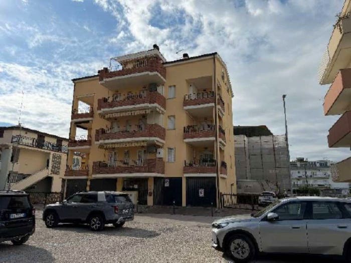Casa in vendita in Via Cortina, Lungomare Marconi, Alba Adriatica