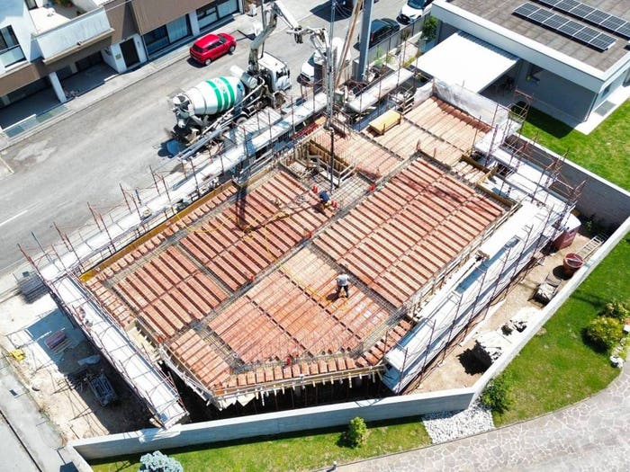 Appartamento trilocale in vendita in Via Felice Cavallotti, Stazione, Lissone