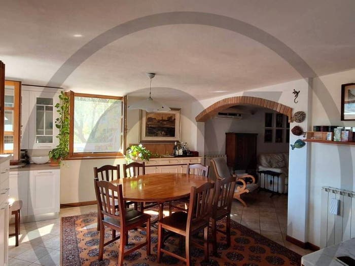 Casa con 6 locali in vendita in Massarosa Paese, Massarosa