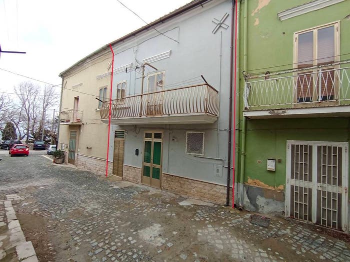 Casa con 6 locali in vendita in Via Giacomo Matteotti, Troia