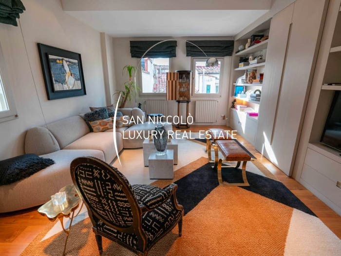 Appartamento trilocale in vendita in Borgo San Frediano, San Frediano, Firenze