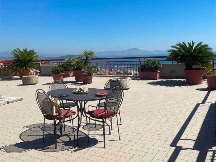 Appartamento con 6 locali in vendita in Centro, Formia