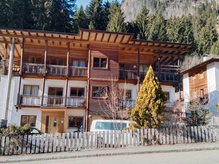 Casa con 6 locali in vendita in Zona Artigianale, Moso in Passiria
