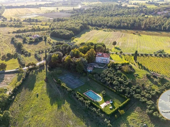 Casa con 6 locali in vendita in Località San Maria No Number, Lucignano