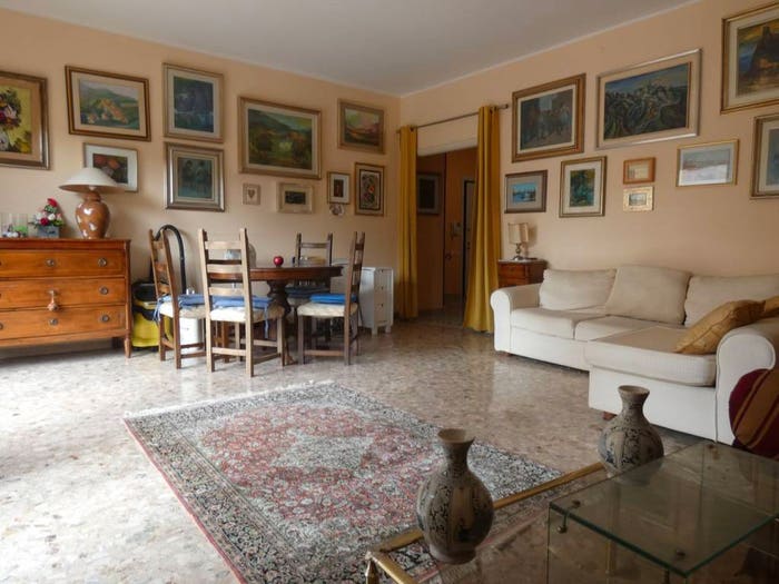 Appartamento con 5 locali in vendita in Via Marsala, Piazze Duomo, Padova