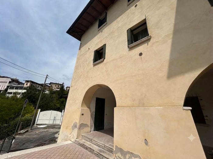 Appartamento bilocale in vendita in Via Tufi, Pieve, Lumezzane