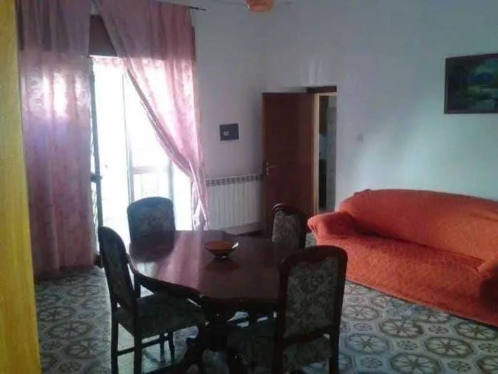 Appartamento quadrilocale in vendita in Via Vellaria, Falciano del Massico