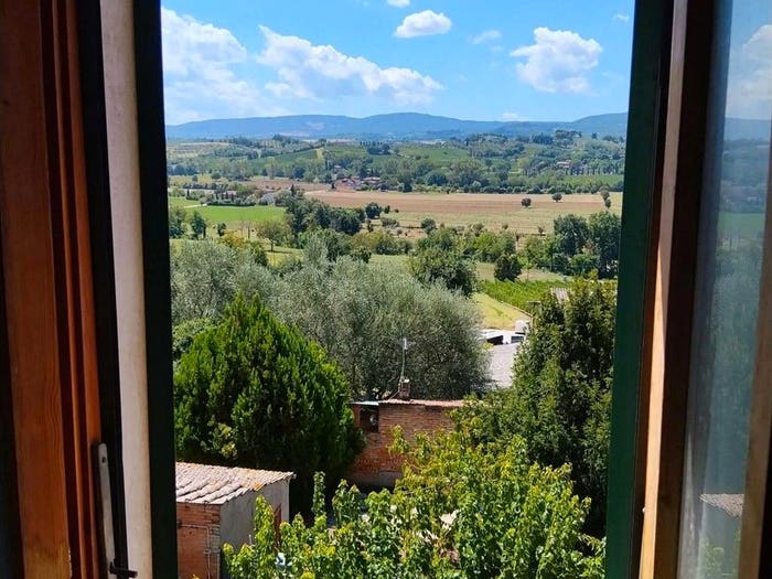 Appartamento trilocale in vendita in Acquaviva, Montepulciano