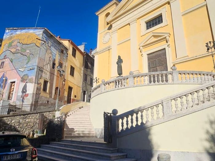 Appartamento quadrilocale in vendita in Via dell'Ospedale, Centro, Morolo
