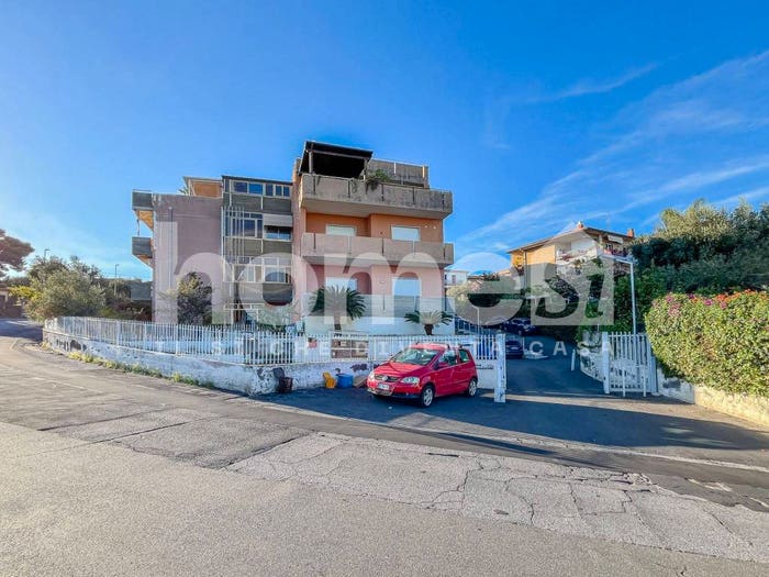 Appartamento quadrilocale in vendita in Ficarazzi Gallinaro, Aci Castello