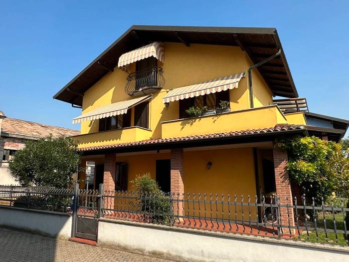 Casa con 5 locali in vendita in Centro, Mede