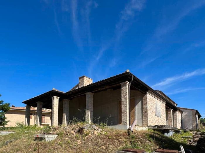 Casa con 6 locali in vendita in Contrada Castrucciari, Montegiorgio