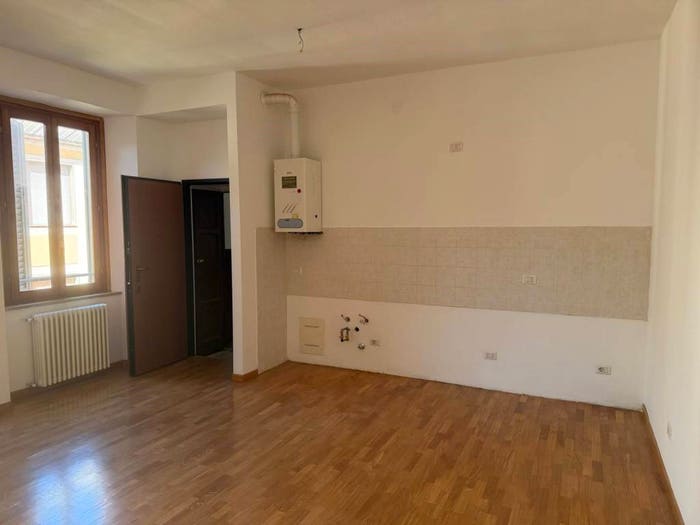Appartamento trilocale in vendita in Via Luigi Canonica, Paolo Sarpi, Milano