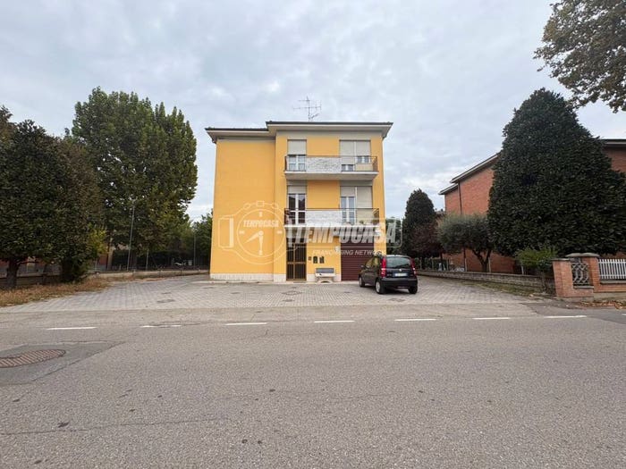 Appartamento con 6 locali in vendita in Via SANT'ANNA, Sant'anna, San Cesario sul Panaro