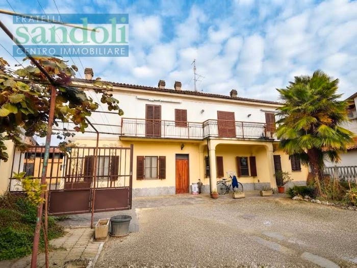 Casa con 5 locali in vendita in Via Audisio, Tricerro