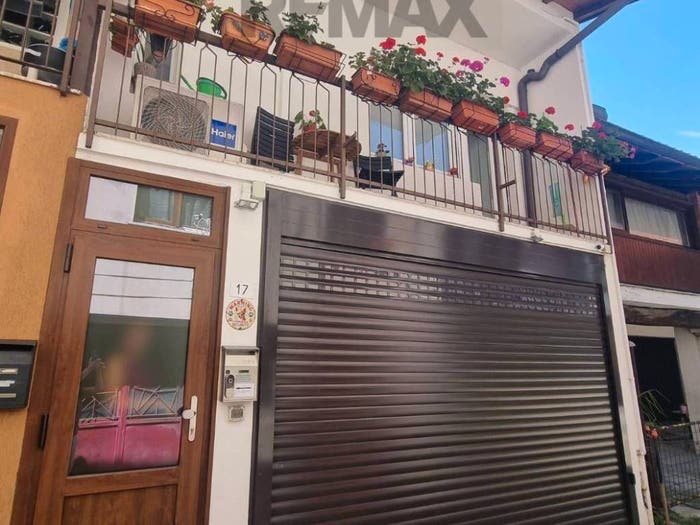 Appartamento trilocale in vendita in via Della Chiesa, Centro, Luino