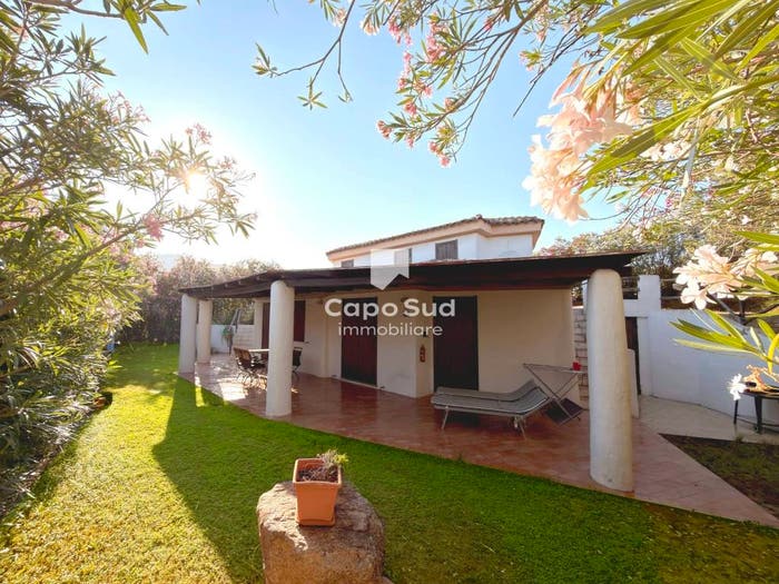 Casa quadrilocale in vendita in Viale Is Pirastus, Domus de Maria