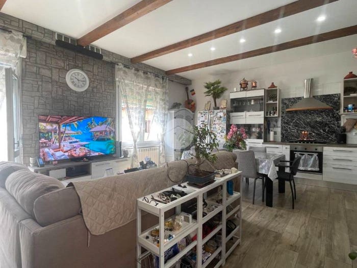 Casa con 6 locali in vendita in Via Garibaldi, Centro, Rocca d'Arazzo
