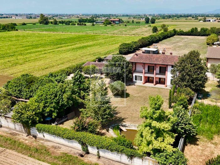 Casa con 6 locali in vendita in Via Cesare Battisti, Ludriano, Roccafranca