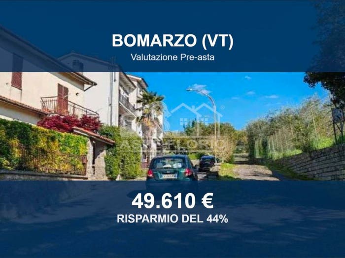 Appartamento con 6 locali in vendita in Via Monte Grappa, Centro, Bomarzo