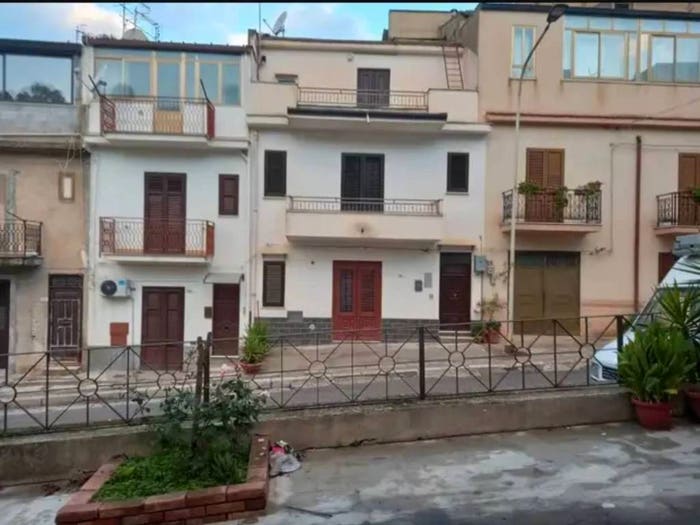 Casa monolocale in vendita in Via Roma, Centro, Vicari