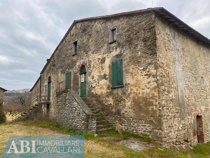 Casa con 6 locali in vendita in VIA SENIO, Casola Valsenio