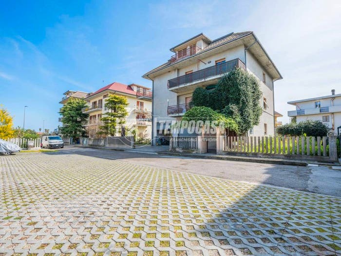 Casa con 6 locali in vendita in Via Antonio Gramsci, Centobuchi, Monteprandone