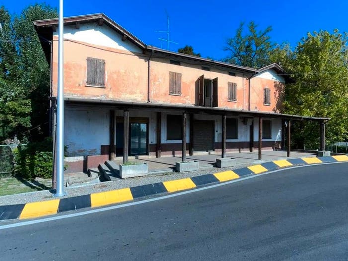Casa con 6 locali in vendita in Guastalla